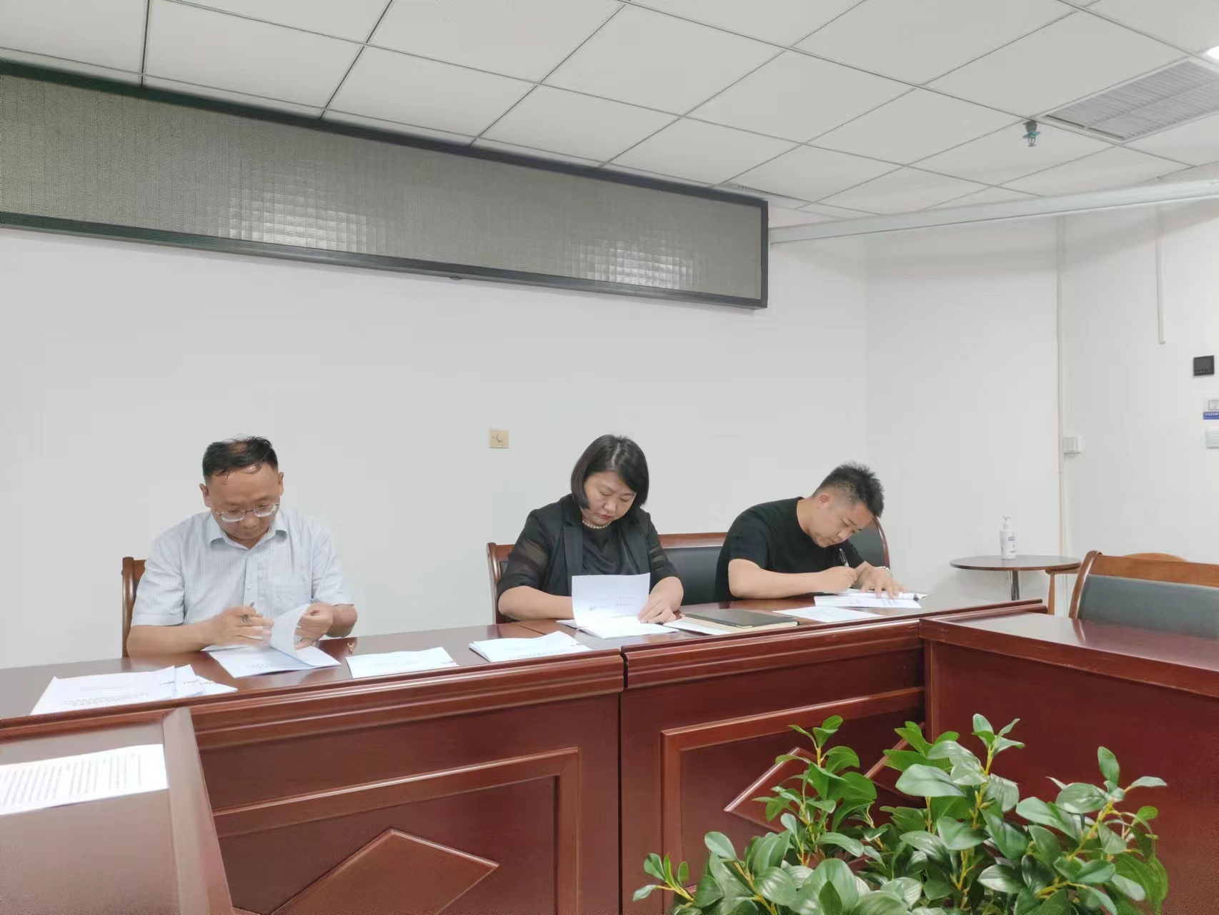 f6b11107189a6e830bfcbd5b52ec019.jpg f6b11107189a6e830bfcbd5b52ec019.jpg